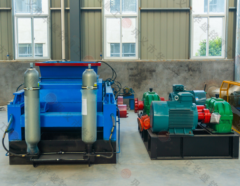 人工砂用對輥破碎機(jī)